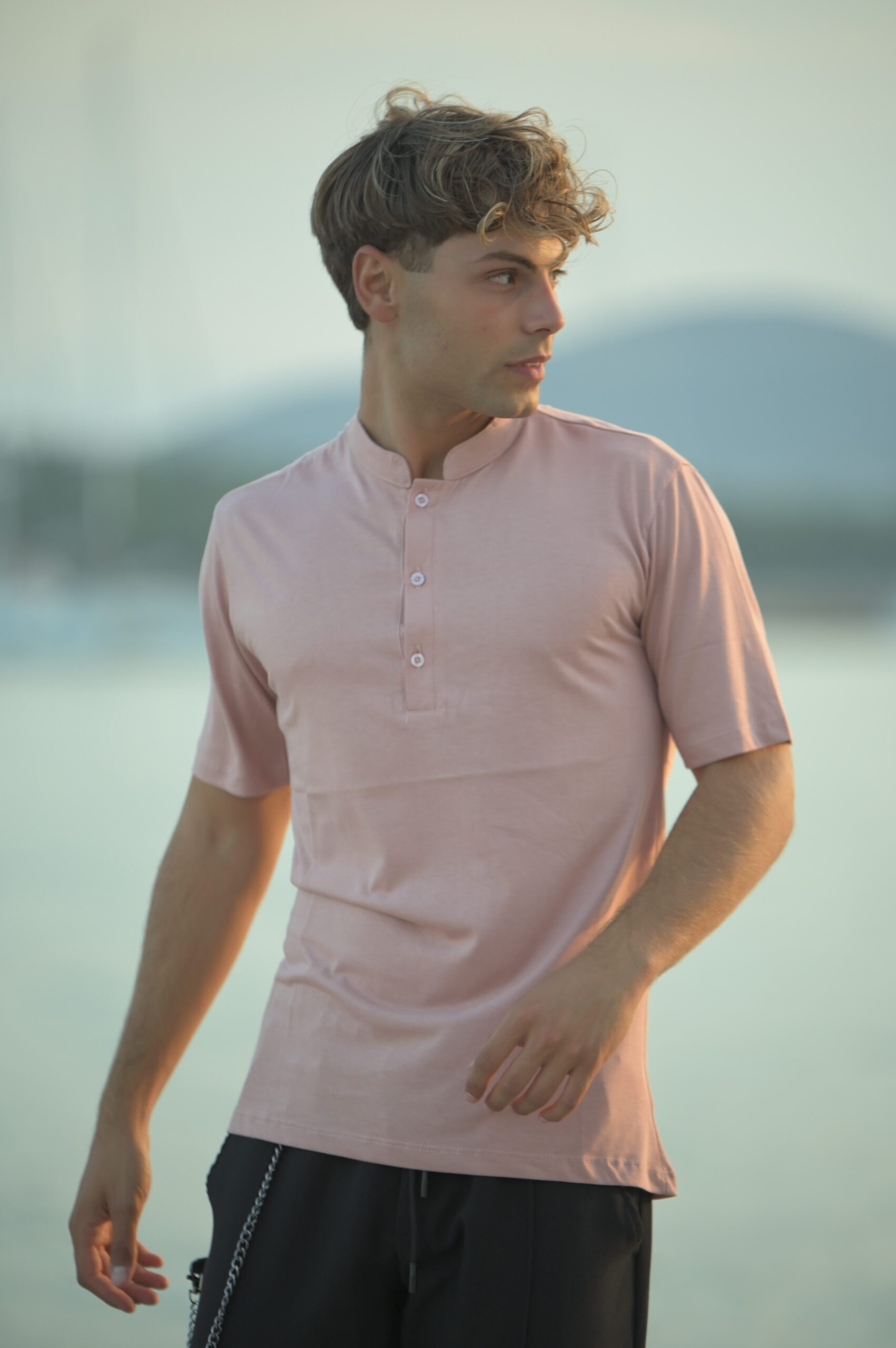 ART 18 T-Shirt Rossa