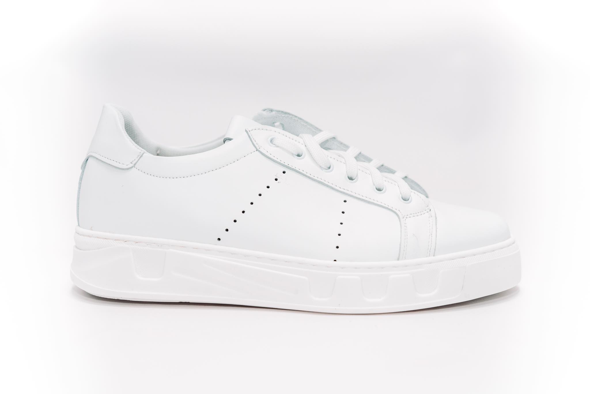 MR 06 White Sneakers