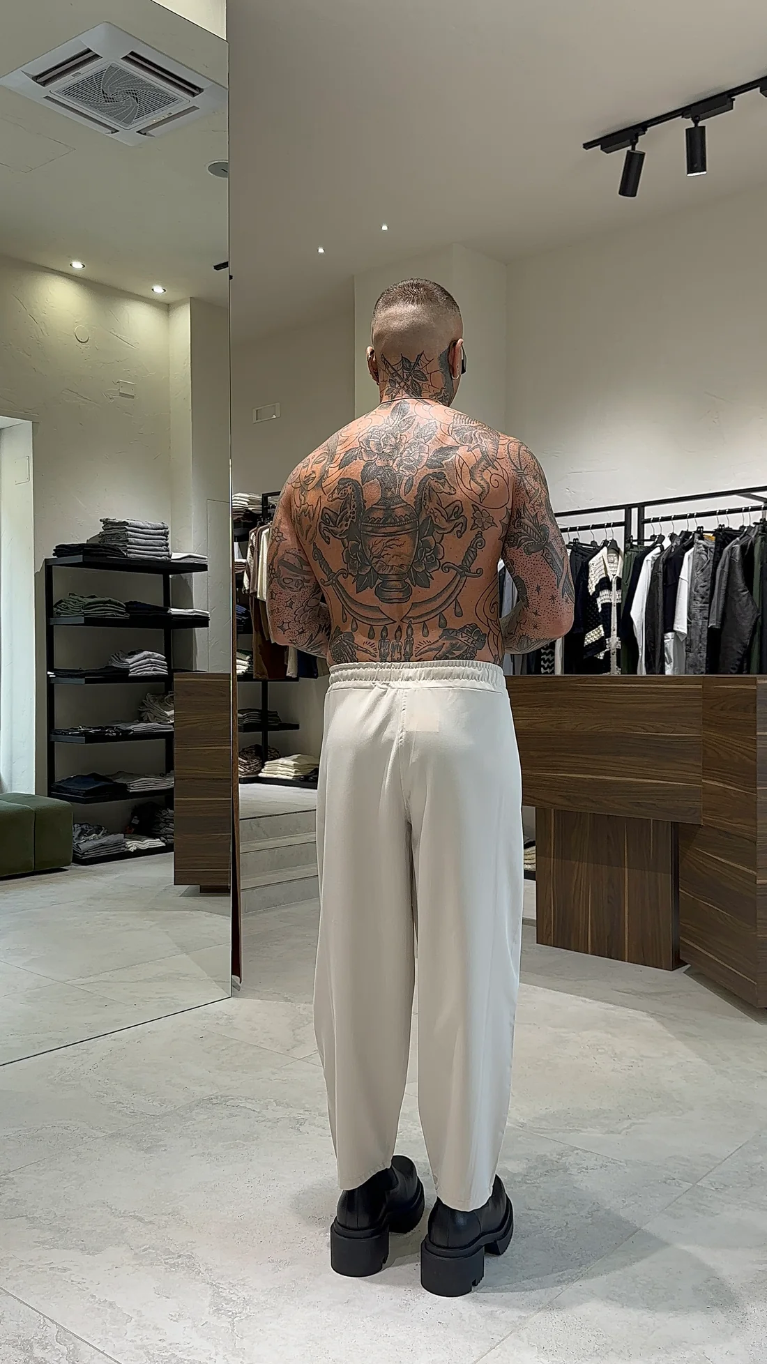 ART LUNGO PANTS BEIGE - Image 2